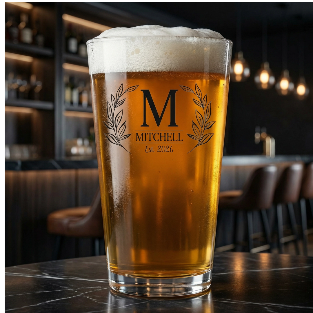 Heritage Laurel Monogram Pint Glass Set | Custom Last Name Beer Glasses