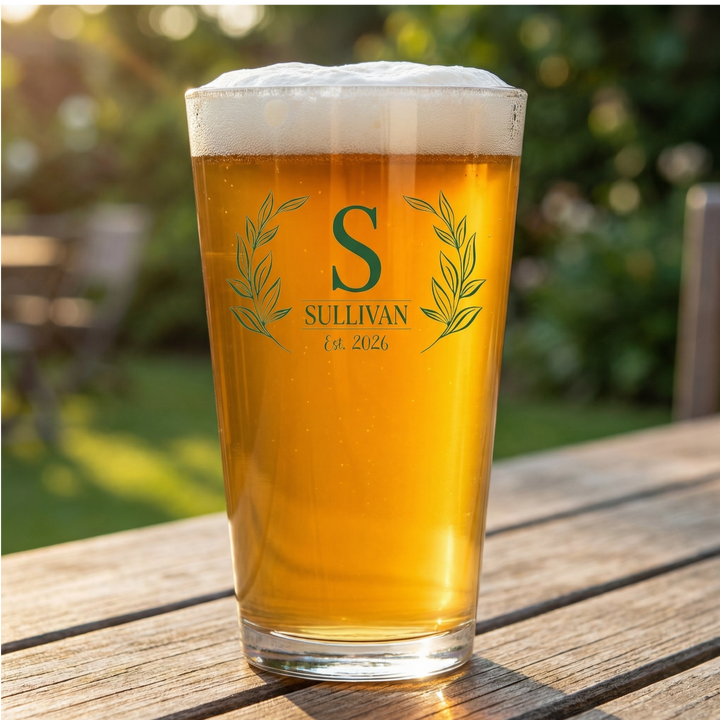 Heritage Laurel Monogram Pint Glass Set | Custom Last Name Beer Glasses